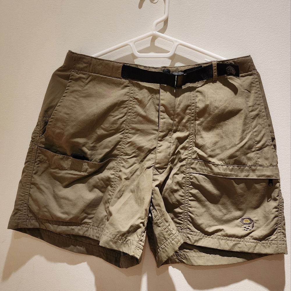 Mountain Hardware Shorts